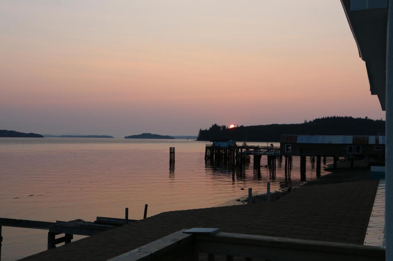 Nimpkish Hotel Alert Bay Luaran gambar